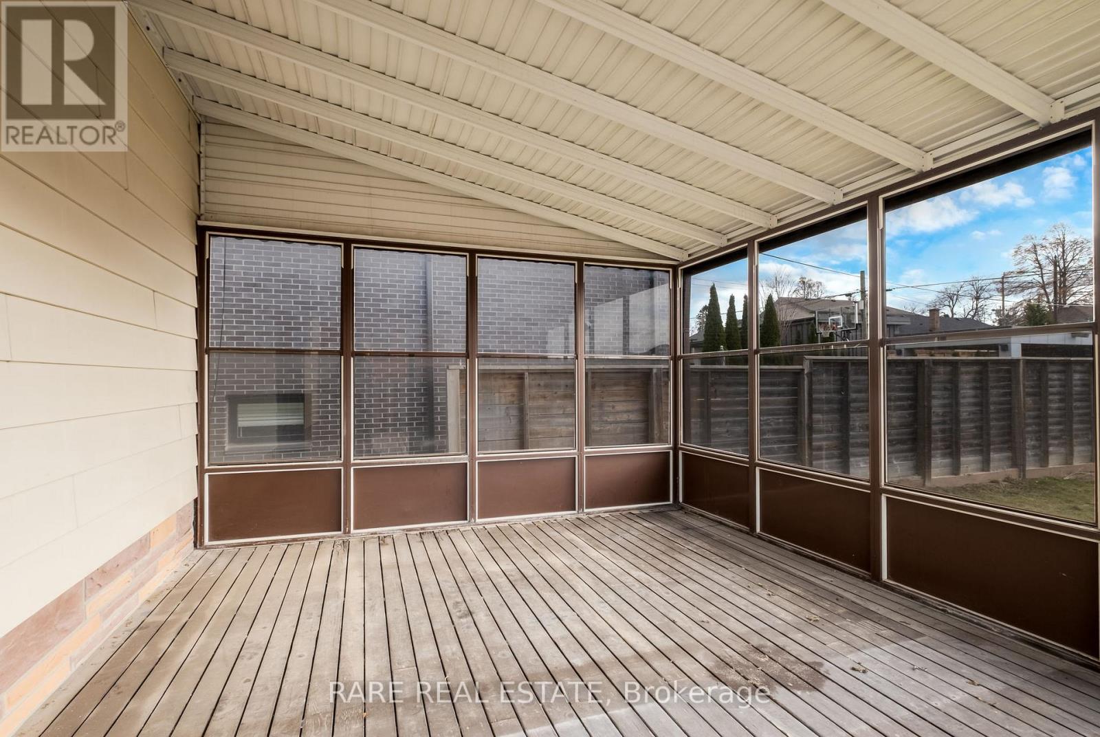 1141 Glengrove Avenue, Toronto (Yorkdale-Glen Park), Ontario  M6B 2K5 - Photo 45 - W12753452