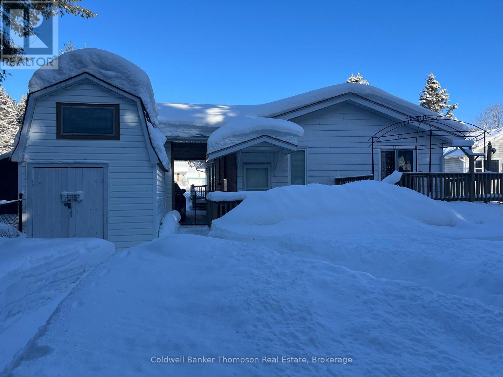 27 Queen Street, Sundridge, Ontario  P0A 1Z0 - Photo 3 - X12756054