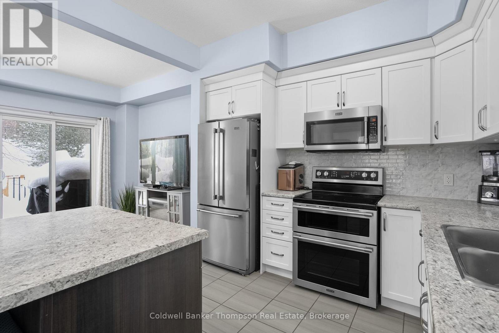 12 Braeside Crescent, Huntsville, Ontario  P1H 0C5 - Photo 14 - X12758260