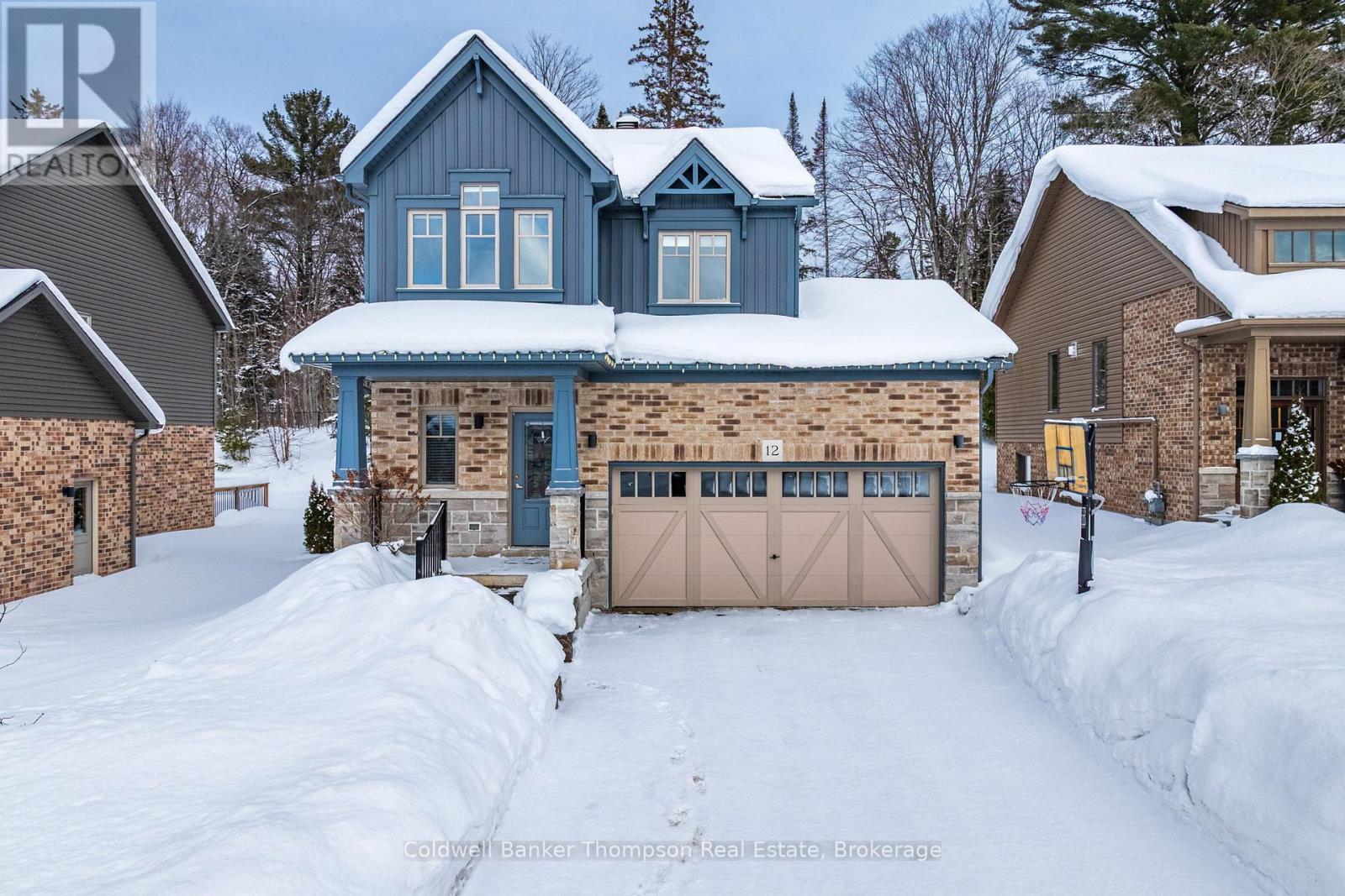 12 BRAESIDE CRESCENT, Huntsville, Ontario