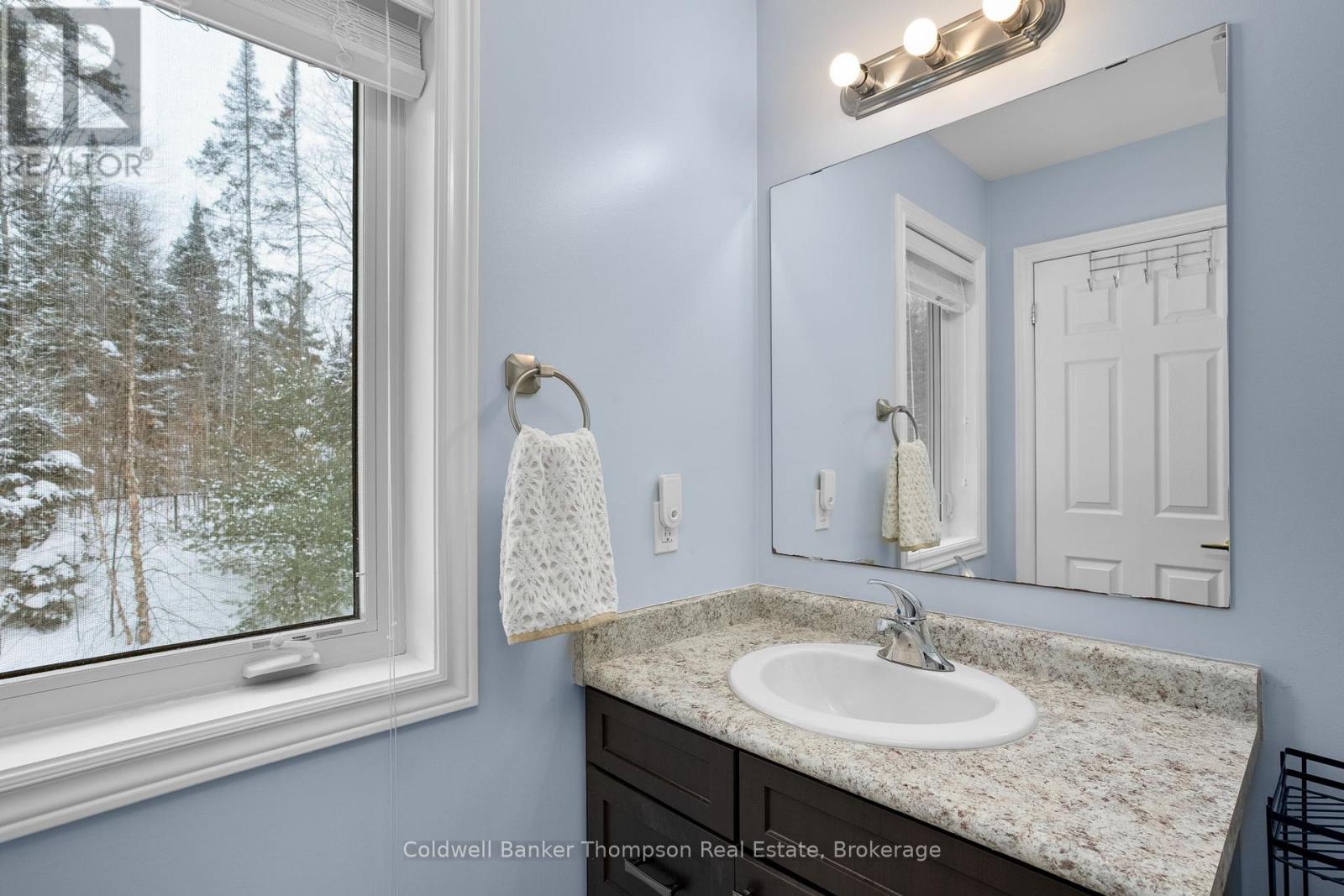 12 Braeside Crescent, Huntsville, Ontario  P1H 0C5 - Photo 26 - X12758260