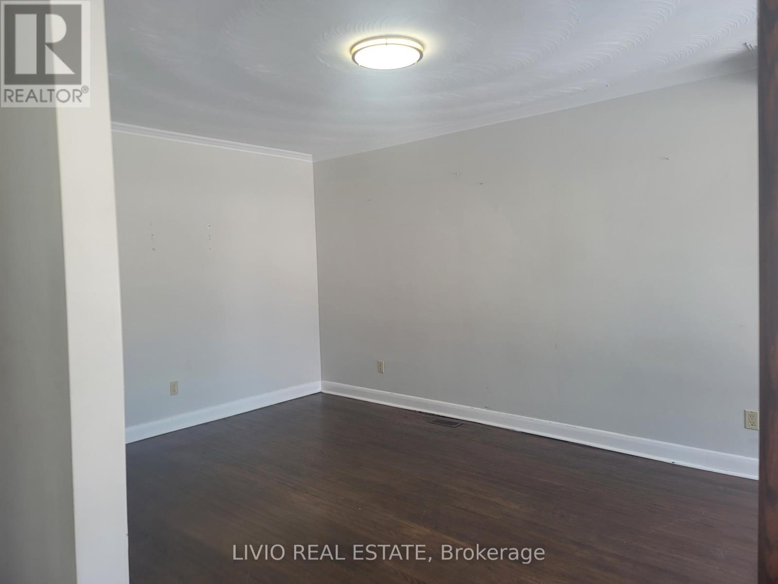 (Main) - 22 Northampton Drive, Toronto (Islington-City Centre West), Ontario  M9B 4S6 - Photo 11 - W12753524