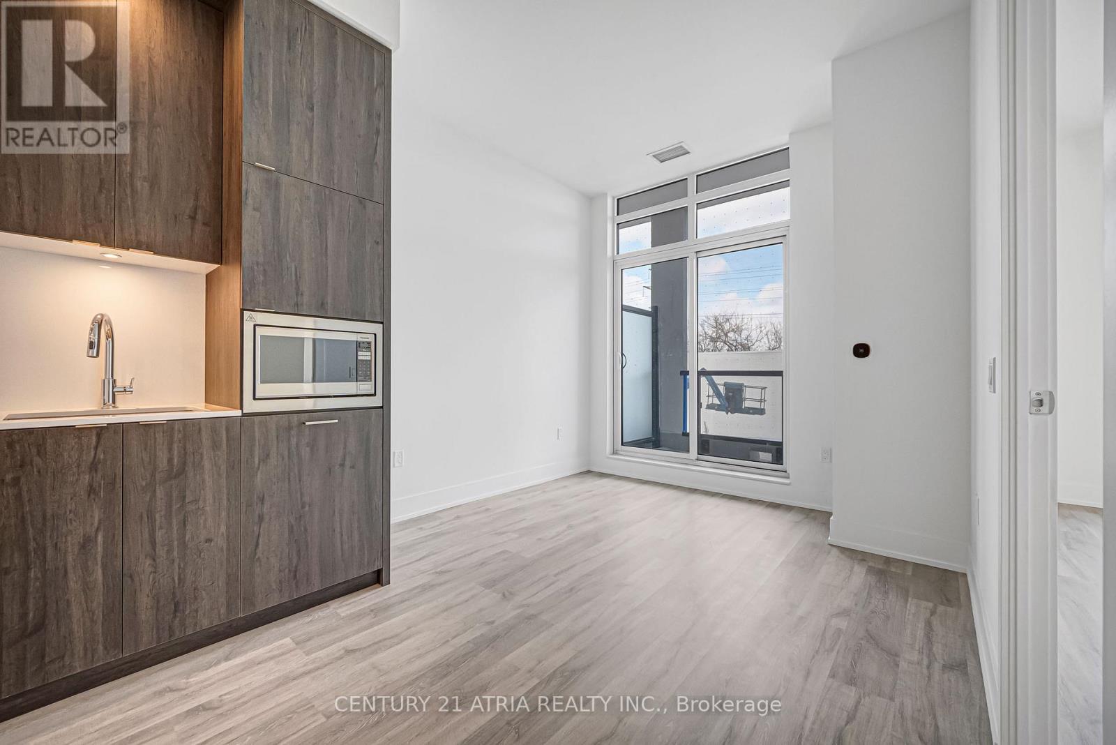 206 - 858 Dupont Street, Toronto (Dovercourt-Wallace Emerson-Junction), Ontario  M6G 0C1 - Photo 18 - W12754082
