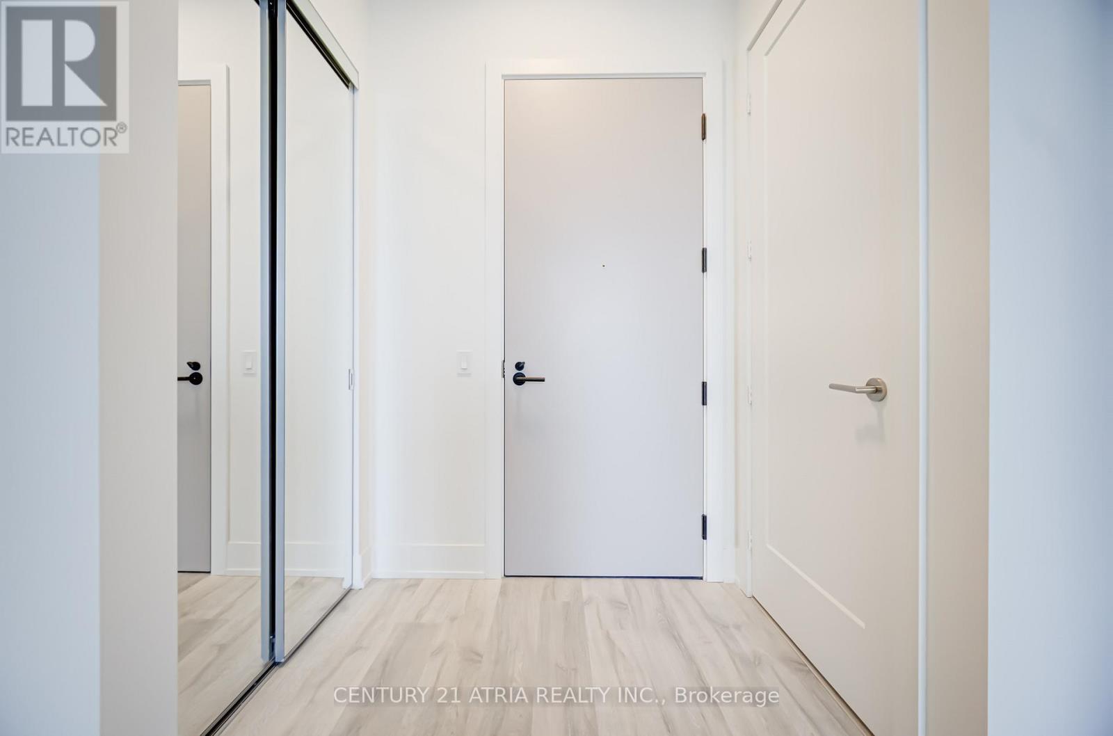 206 - 858 Dupont Street, Toronto (Dovercourt-Wallace Emerson-Junction), Ontario  M6G 0C1 - Photo 4 - W12754082