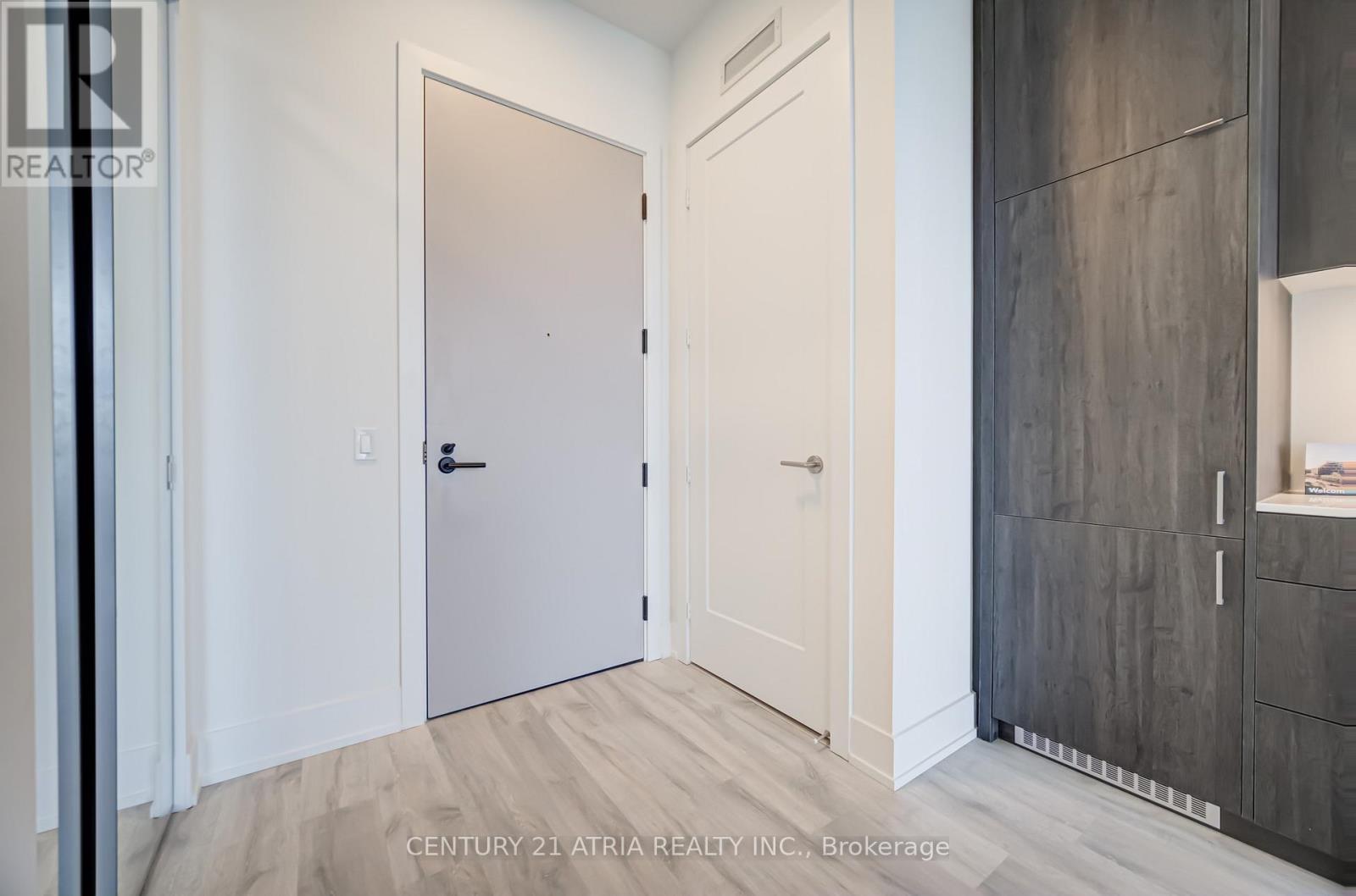 206 - 858 Dupont Street, Toronto (Dovercourt-Wallace Emerson-Junction), Ontario  M6G 0C1 - Photo 6 - W12754082