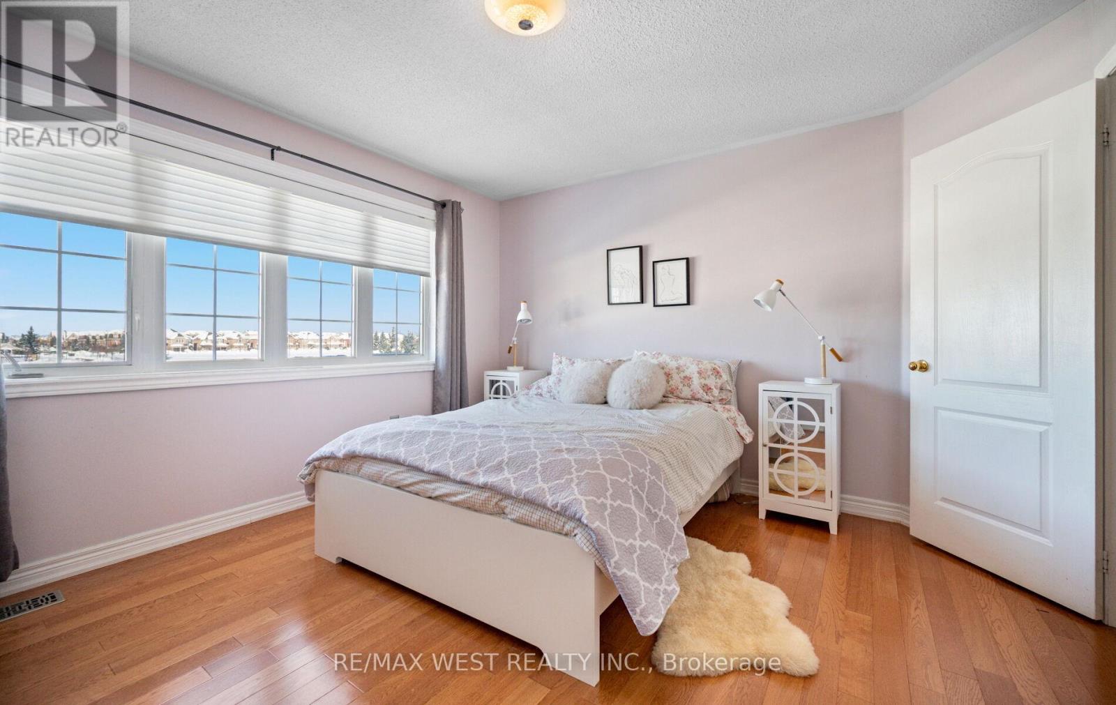 3374 Artesian Drive, Mississauga, Ontario  L5M 7J9 - Photo 34 - W12754920