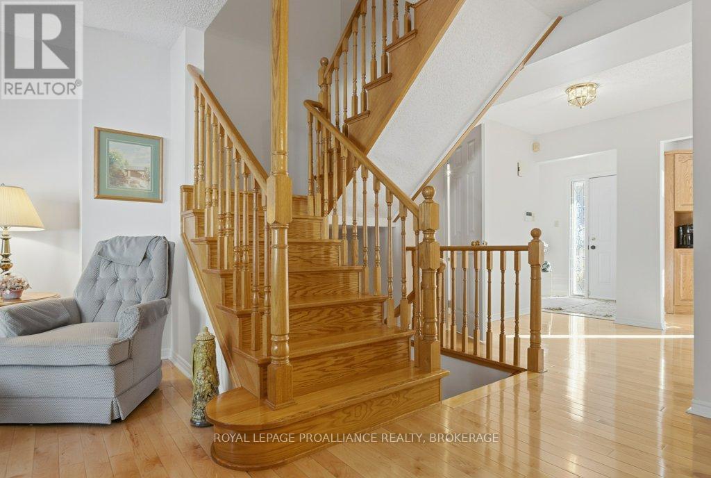 66 - 1 Place D'armes, Kingston (East Of Sir John A. Blvd), Ontario  K7K 6S4 - Photo 15 - X12758864