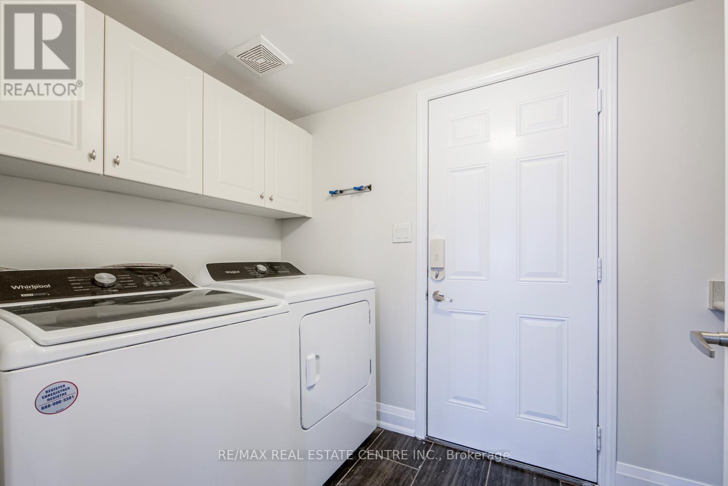 299 Dymott Avenue, Milton (Ha Harrison), Ontario  L9T 0Z5 - Photo 8 - W12755320