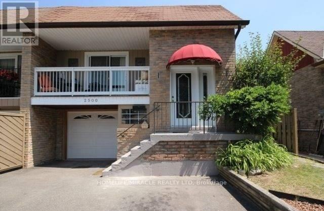 2500 Cobbinshaw Circle, Mississauga, Ontario  L5N 2G3 - Photo 1 - W12755986