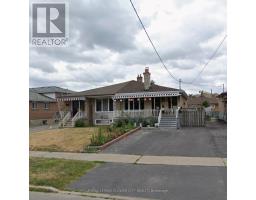 30 DUNCANWOOD DR DRIVE, Toronto, Ontario