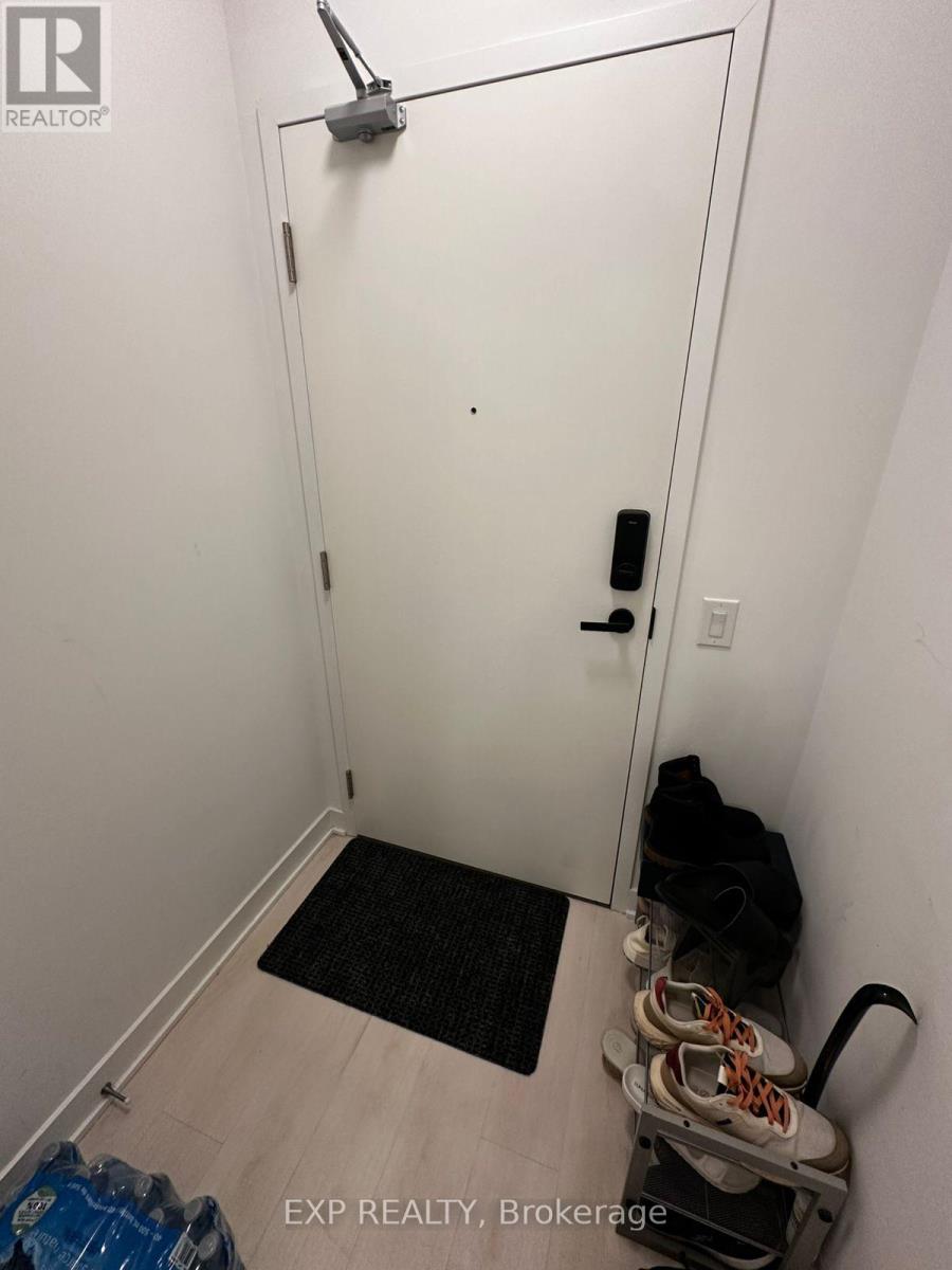 2211 - 3900 Confederation Parkway, Mississauga, Ontario  L5B 0K7 - Photo 7 - W12756230