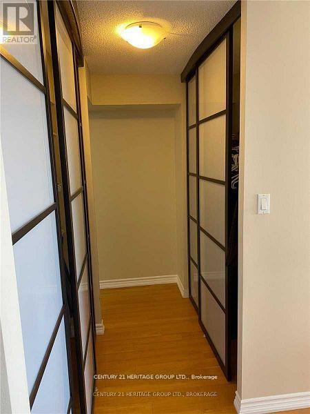 801 - 1500 Grazia Court, Mississauga, Ontario  L4W 4Z9 - Photo 28 - W12756524