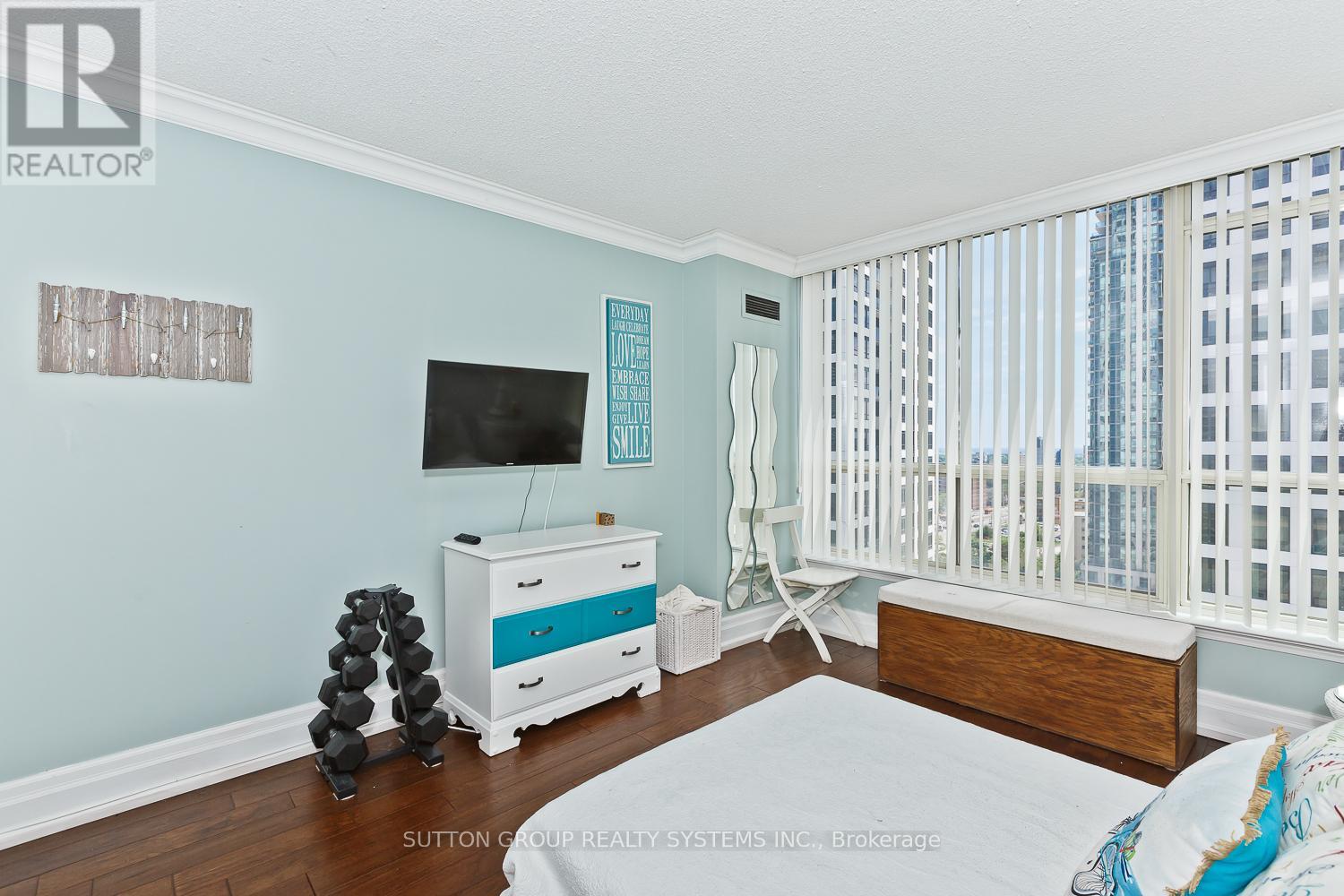 1611 - 55 Elm Drive W, Mississauga, Ontario  L5B 3Z3 - Photo 22 - W12759058