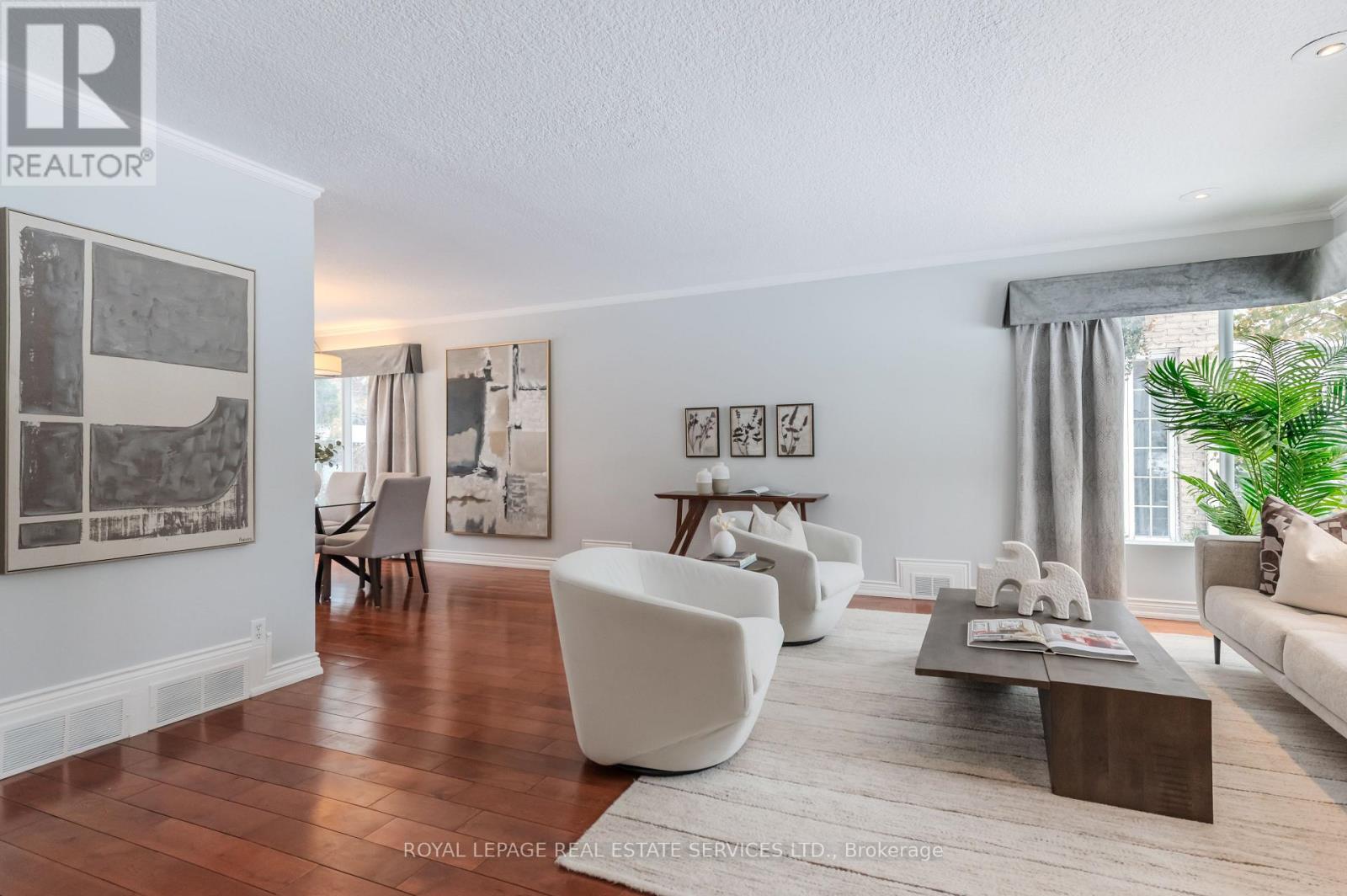 6 Ashley Park Road, Toronto, Ontario  M9A 4E1 - Photo 10 - W12759186