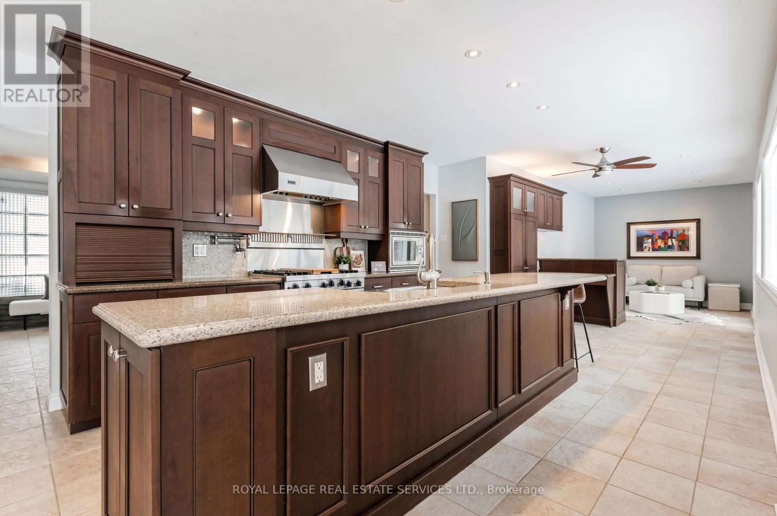 6 Ashley Park Road, Toronto, Ontario  M9A 4E1 - Photo 18 - W12759186