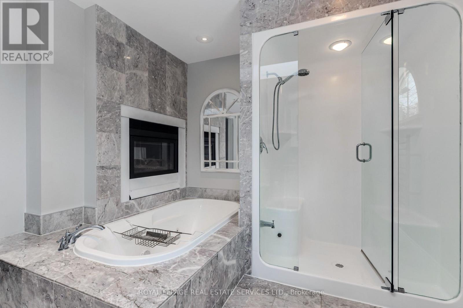 6 Ashley Park Road, Toronto, Ontario  M9A 4E1 - Photo 28 - W12759186