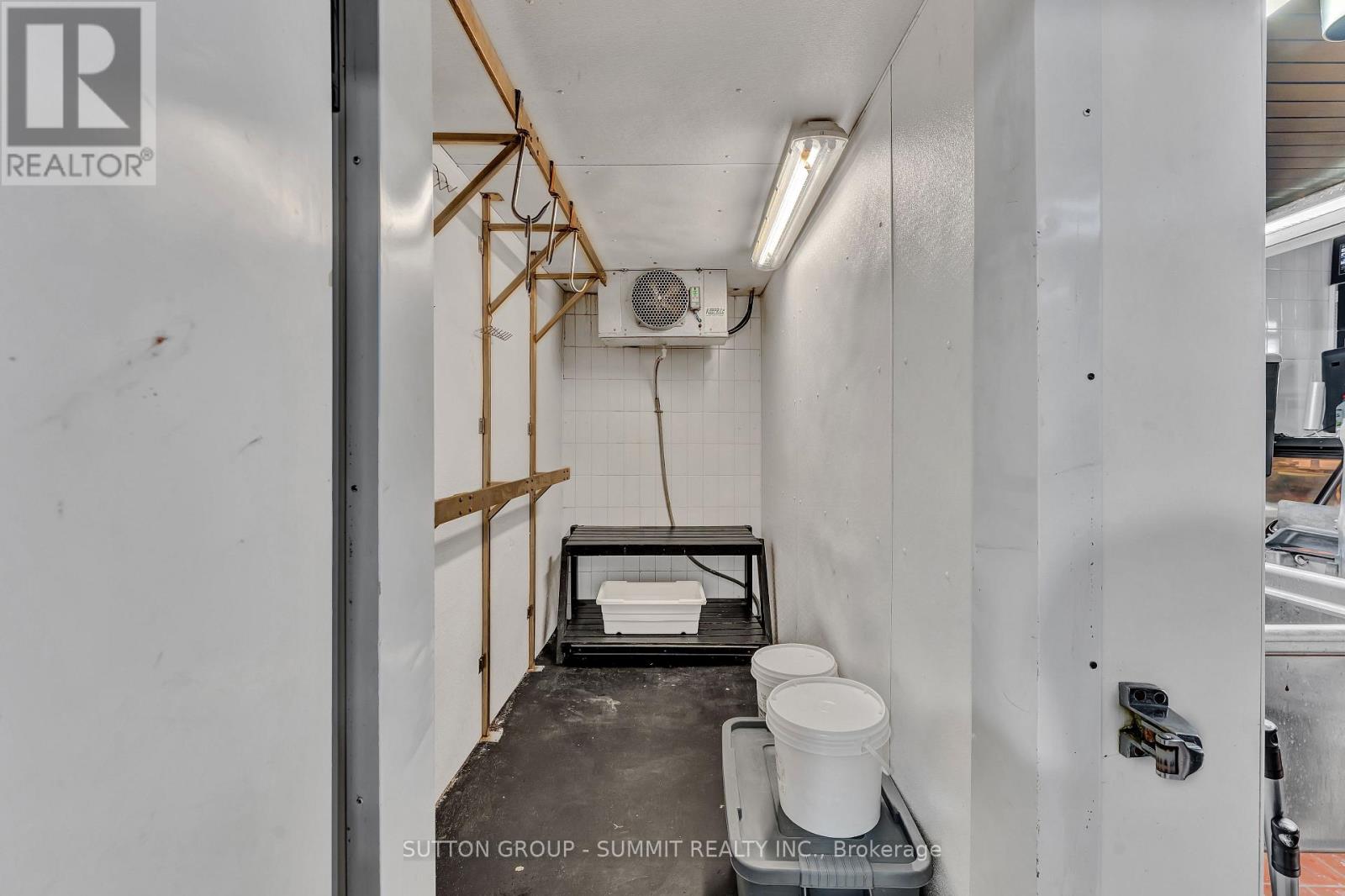 17 - 2500 Hurontario Street, Mississauga, Ontario  L5B 1N4 - Photo 21 - W12759220