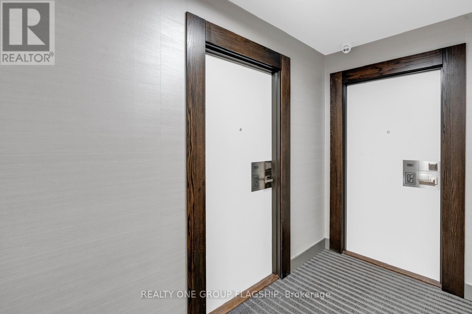 1909 - 510 Curran Place, Mississauga, Ontario  L5B 0J4 - Photo 19 - W12759250