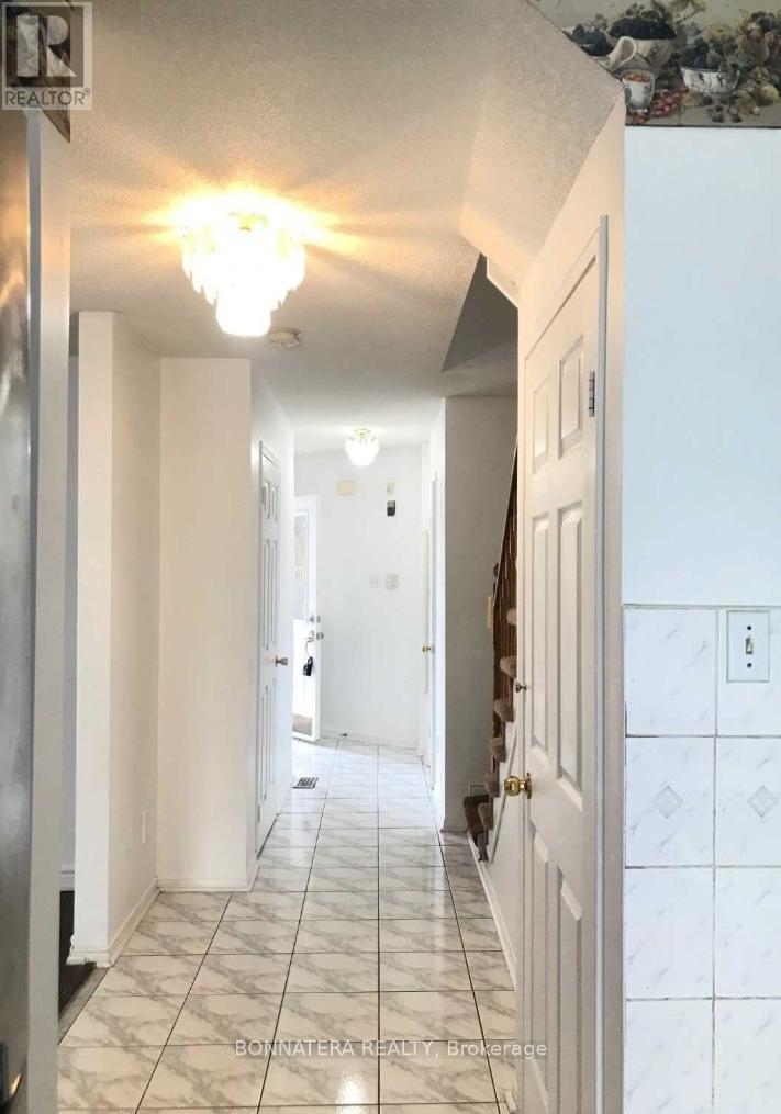 5359 Bullrush Drive, Mississauga, Ontario  L5V 2C1 - Photo 19 - W12757976