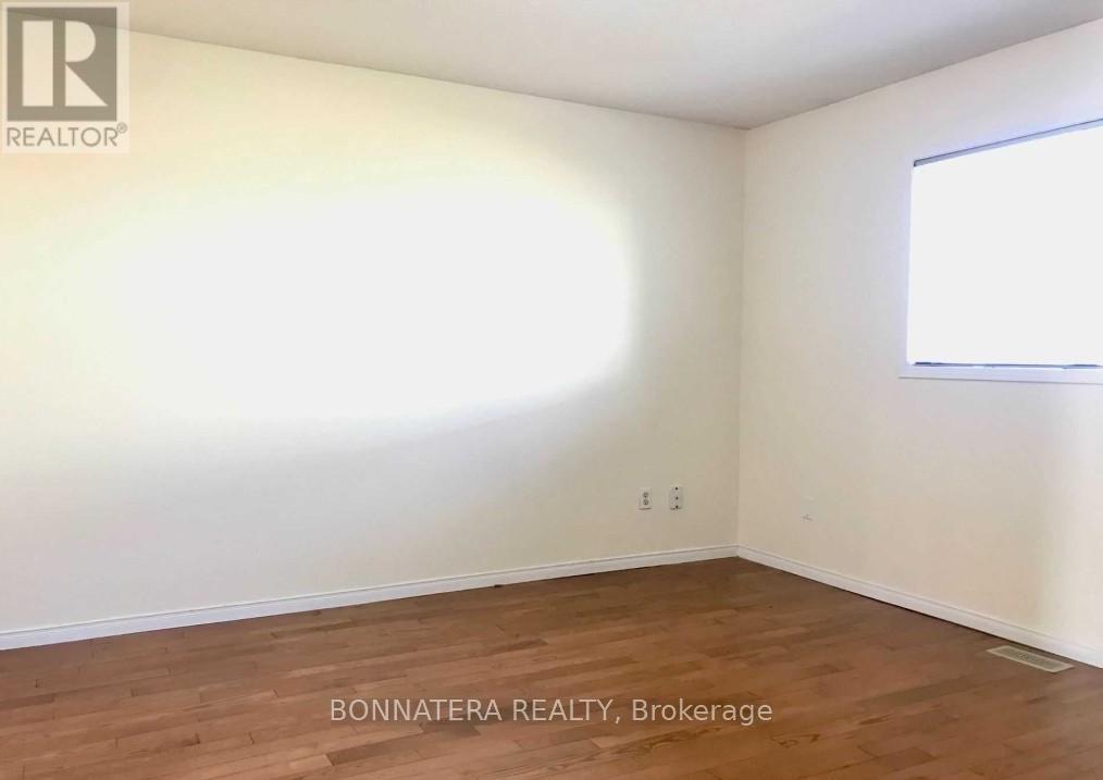 5359 Bullrush Drive, Mississauga, Ontario  L5V 2C1 - Photo 20 - W12757976