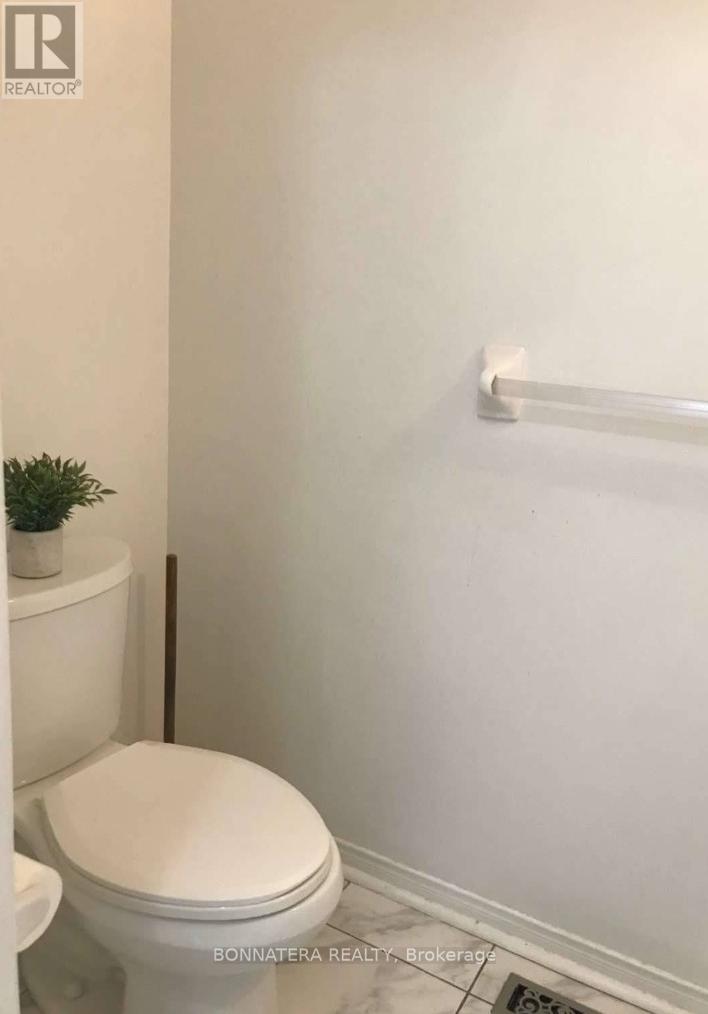 5359 Bullrush Drive, Mississauga, Ontario  L5V 2C1 - Photo 11 - W12757976