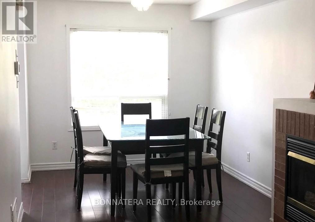 5359 Bullrush Drive, Mississauga, Ontario  L5V 2C1 - Photo 6 - W12757976