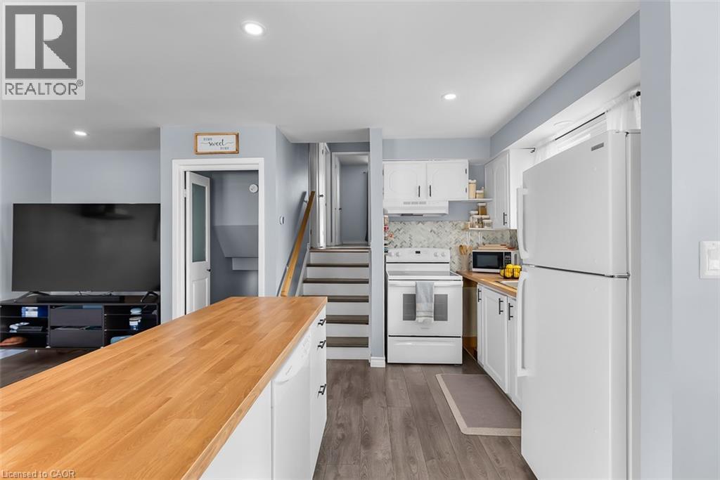 82 Tupper Drive, Thorold, Ontario  L2V 4C8 - Photo 5 - 40802977