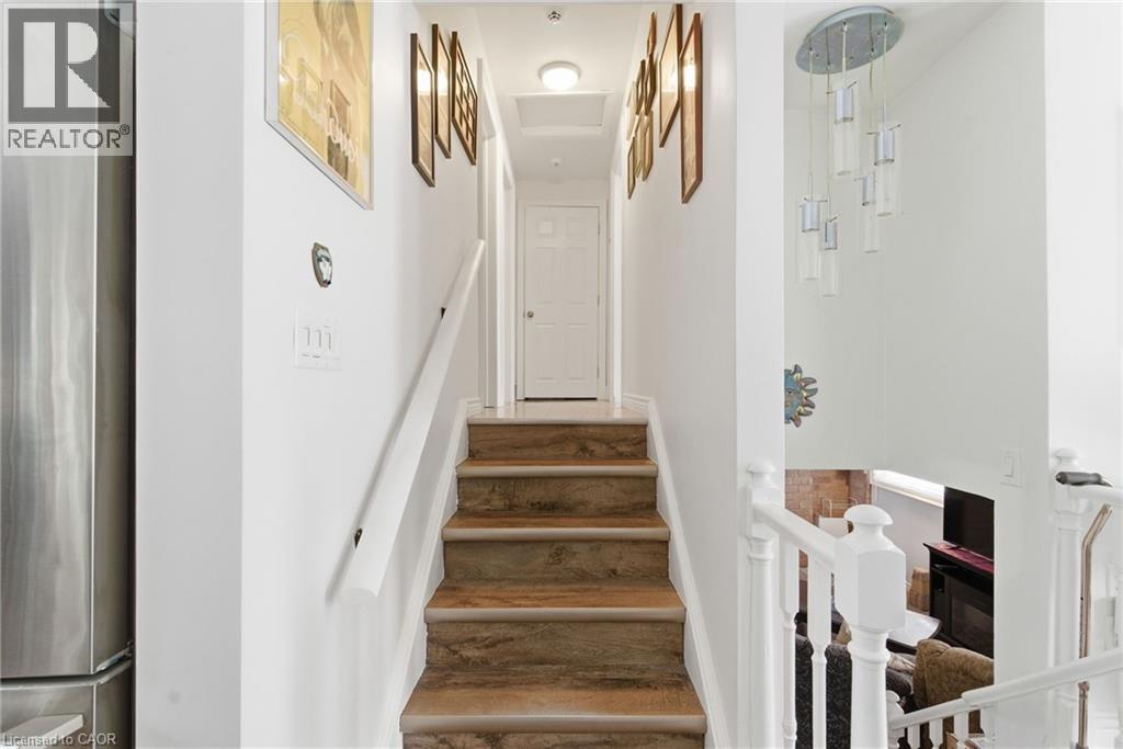 8133 Sarah Street, Niagara Falls, Ontario  L2G 6T9 - Photo 11 - 40802976