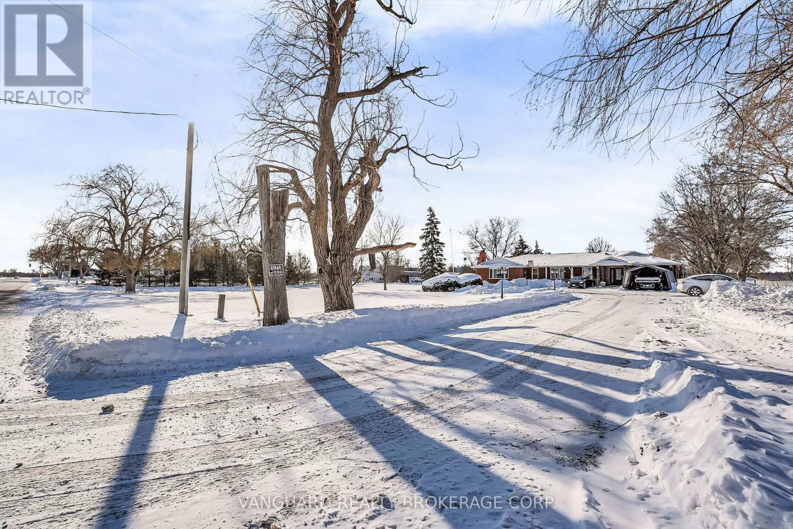 8070 Hornby Road, Halton Hills, Ontario  L0P 1E0 - Photo 3 - W12758922