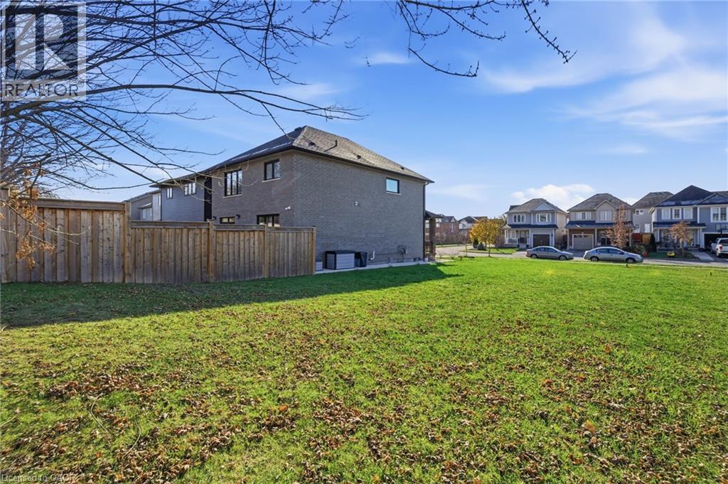 92 Gowland Drive, Binbrook, Ontario  L0R 1C0 - Photo 10 - 40789737