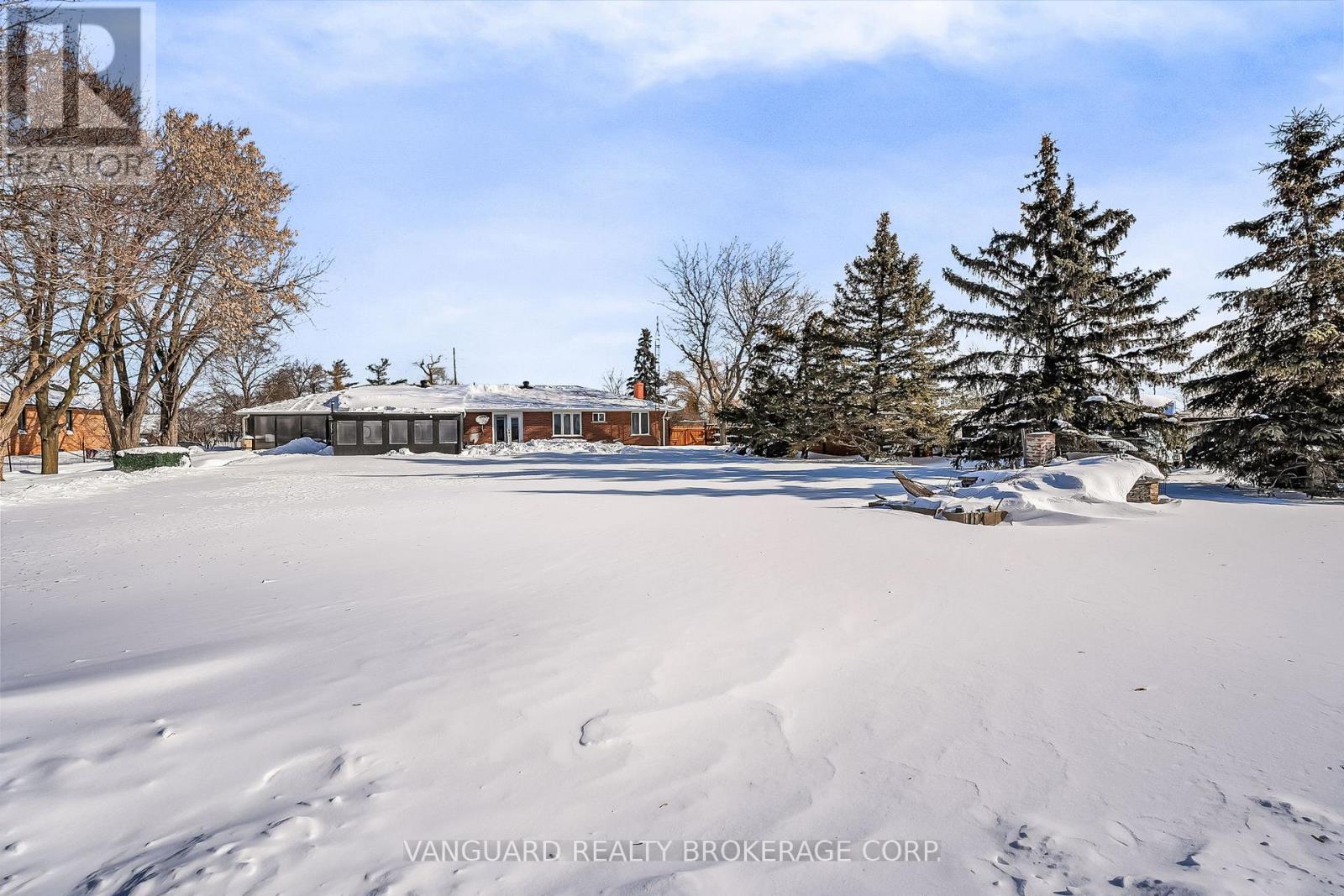 8070 Hornby Road, Halton Hills, Ontario  L0P 1E0 - Photo 7 - W12758922