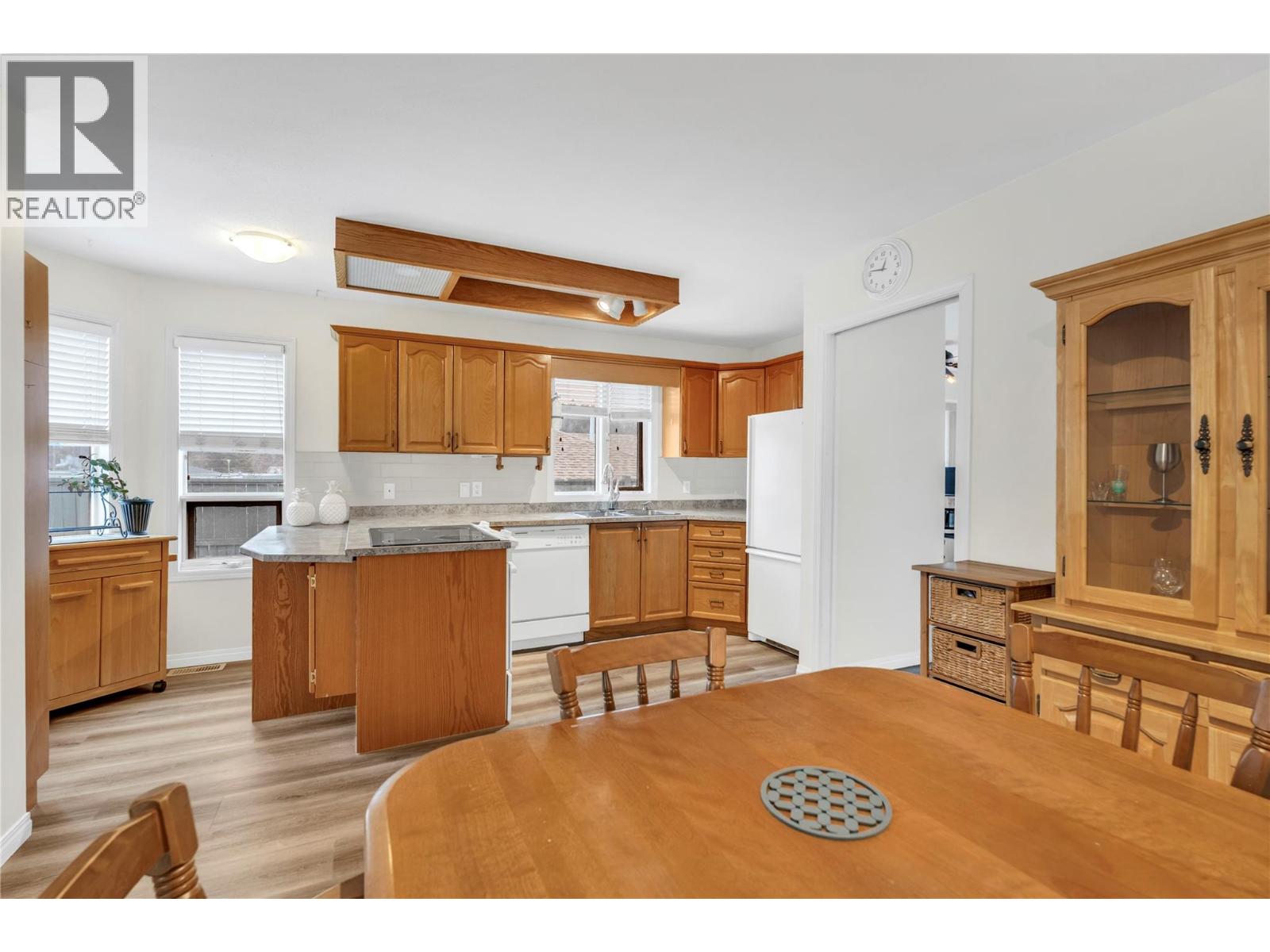 103 Brandlmayr Gate Unit# A, Princeton, British Columbia  V0X 1W0 - Photo 12 - 10374944