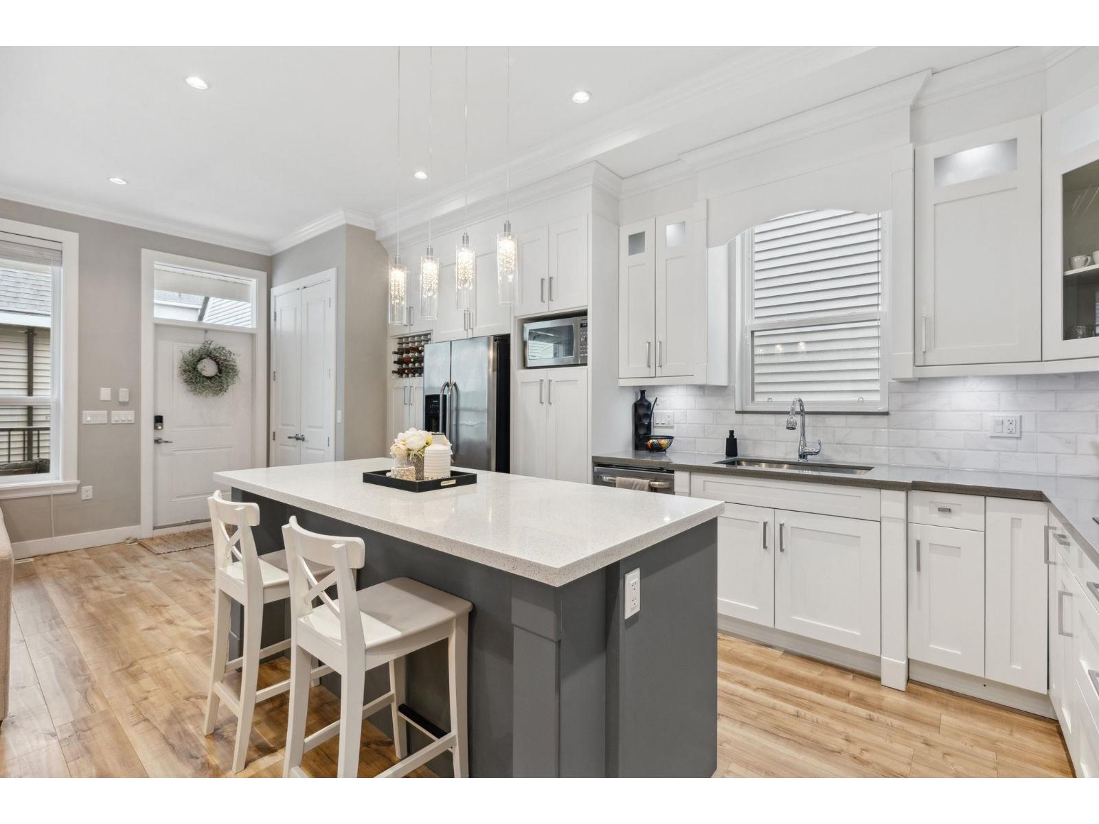 5926 139a Street, Surrey, British Columbia  V3X 0G6 - Photo 8 - R3075743