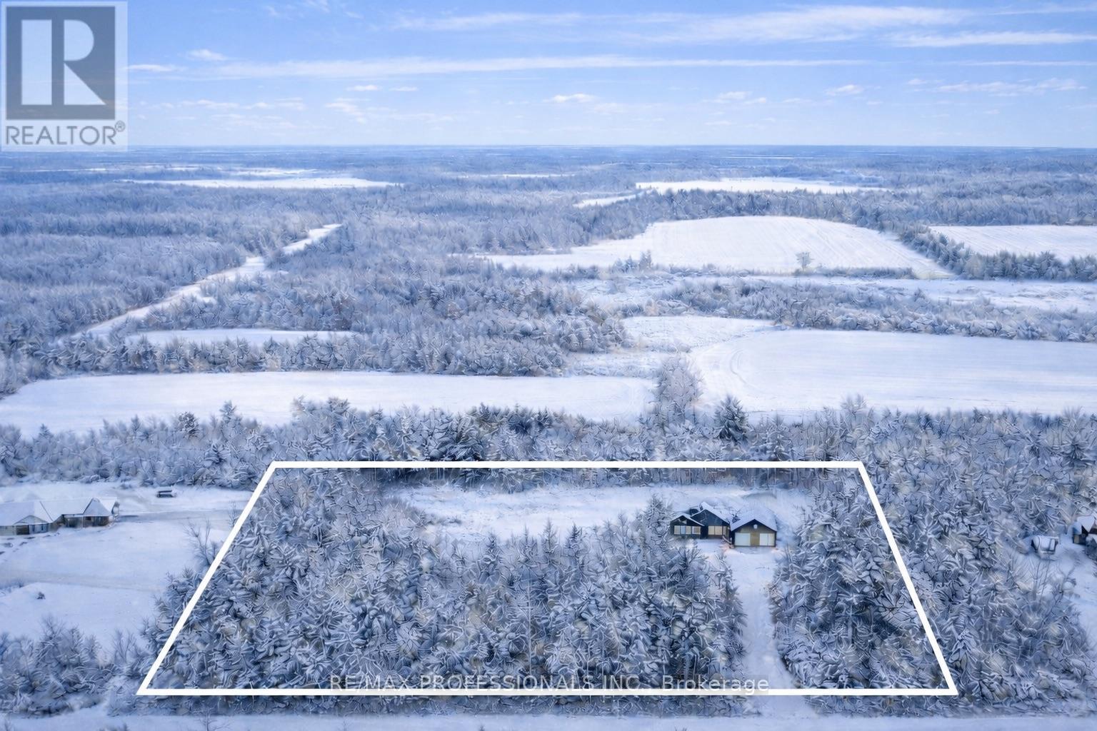 734565 West Back Line, Grey Highlands, Ontario  N0C 1H0 - Photo 8 - X12332379