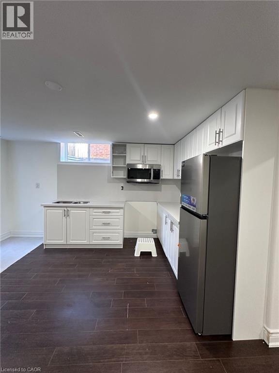 14 Anastasia Drive, Kitchener, Ontario  N2C 2T7 - Photo 4 - 40803016