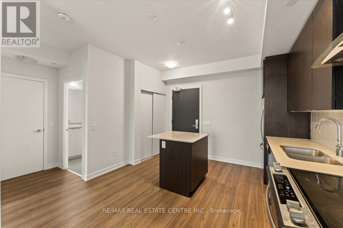 1106 - 55 Duke Street W, Kitchener, Ontario  N2H 0C9 - Photo 13 - X12616498