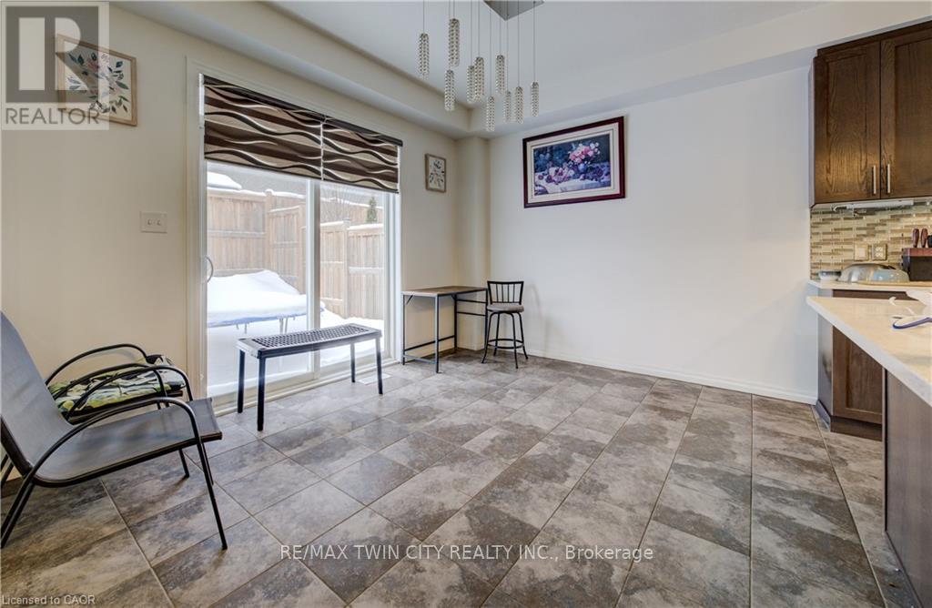 82 Castlebay Street, Kitchener, Ontario  N2R 1W6 - Photo 15 - X12759084