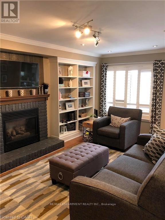 53 Laurendale Avenue, Hamilton, Ontario  L8B 0M6 - Photo 6 - X12754994