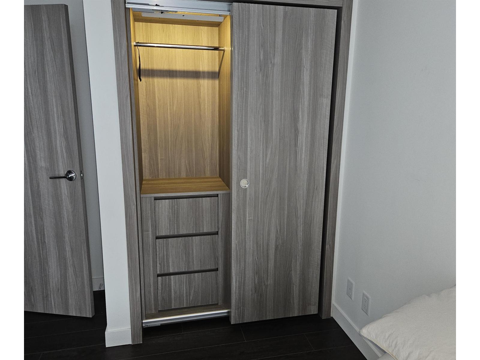 802 13768 100 Avenue, Surrey, British Columbia  V3T 0V2 - Photo 11 - R3086721