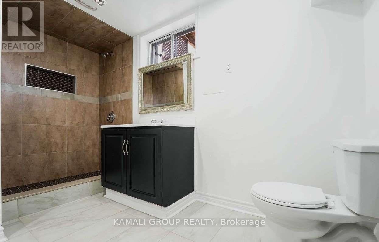 Bsmt - 68 Rosehill Boulevard, Oshawa, Ontario  L1J 5G7 - Photo 6 - E12679994