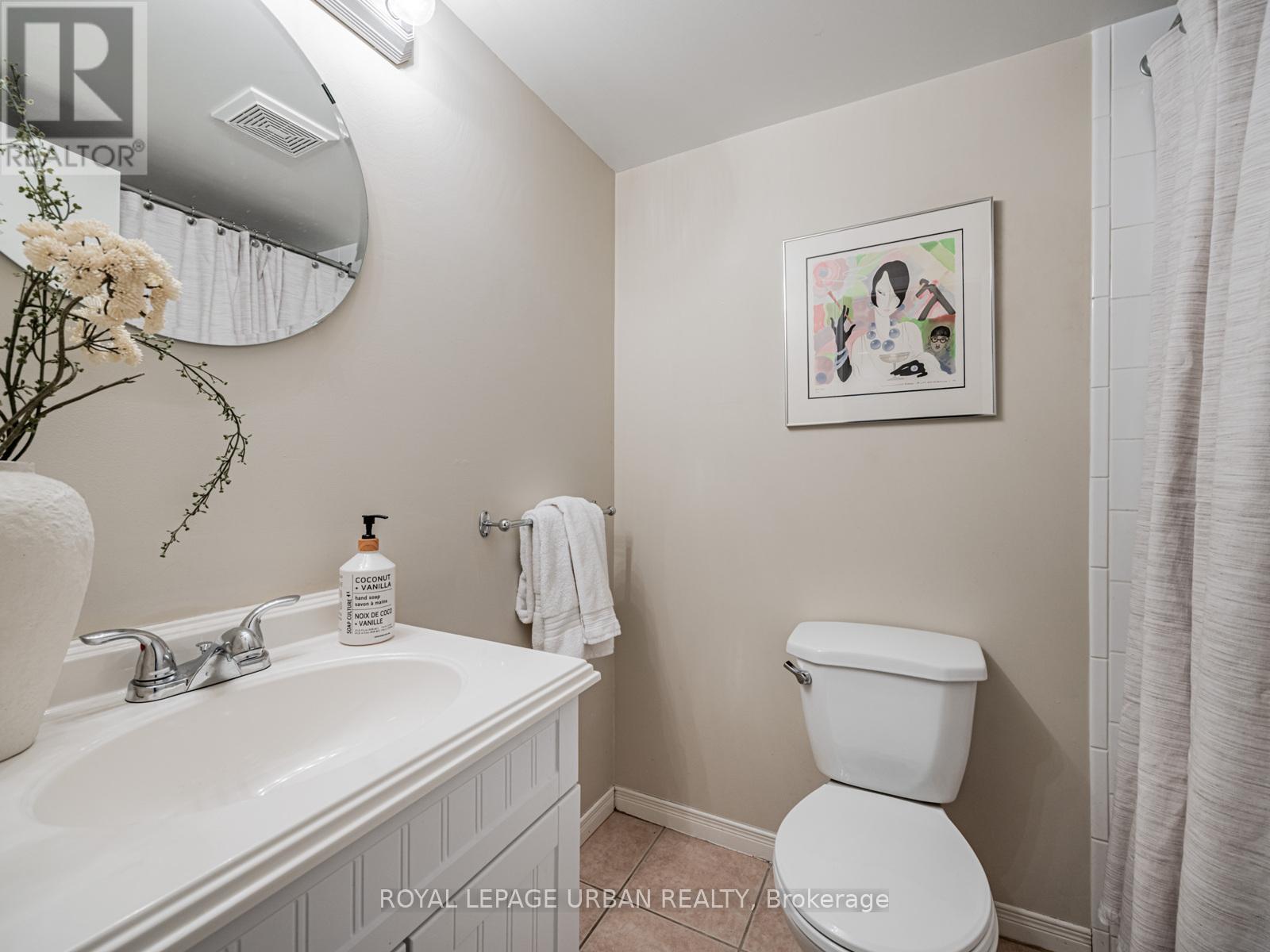 707 Greenwood Avenue, Toronto, Ontario  M4J 4B6 - Photo 21 - E12752532