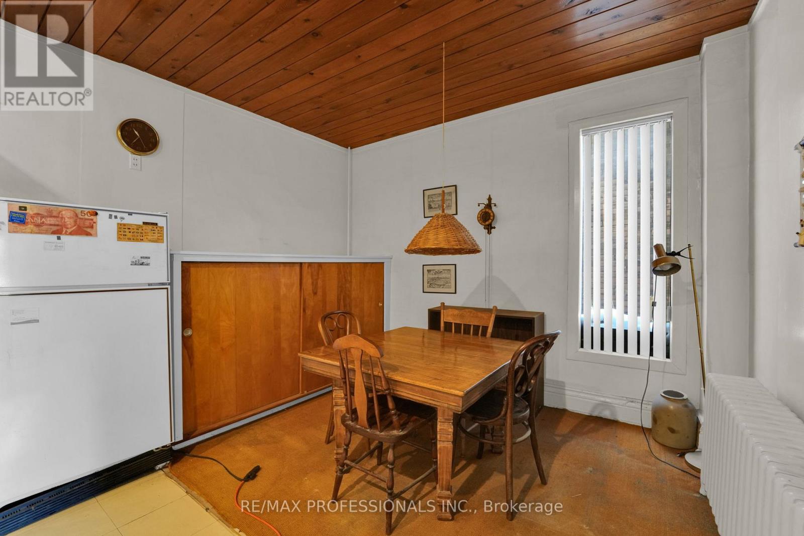 68 Dixon Avenue, Toronto, Ontario  M4L 1N6 - Photo 13 - E12754434