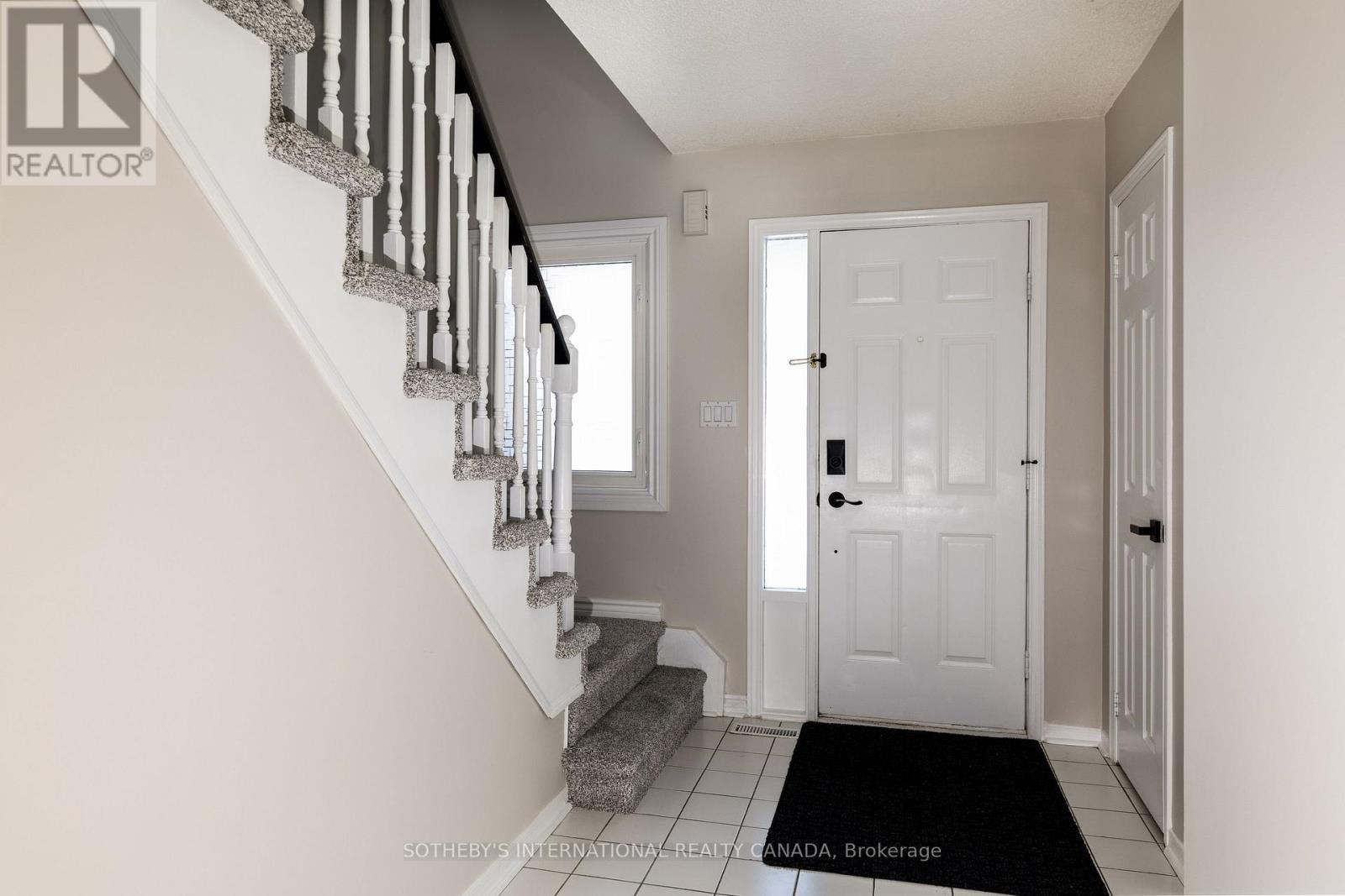 36 Ailsa Drive, Georgina, Ontario  L4P 3N5 - Photo 28 - N12758238