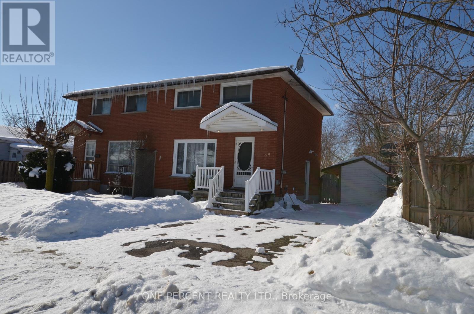 99 Louth Street, St. Catharines, Ontario  L2S 2T7 - Photo 2 - X12756980