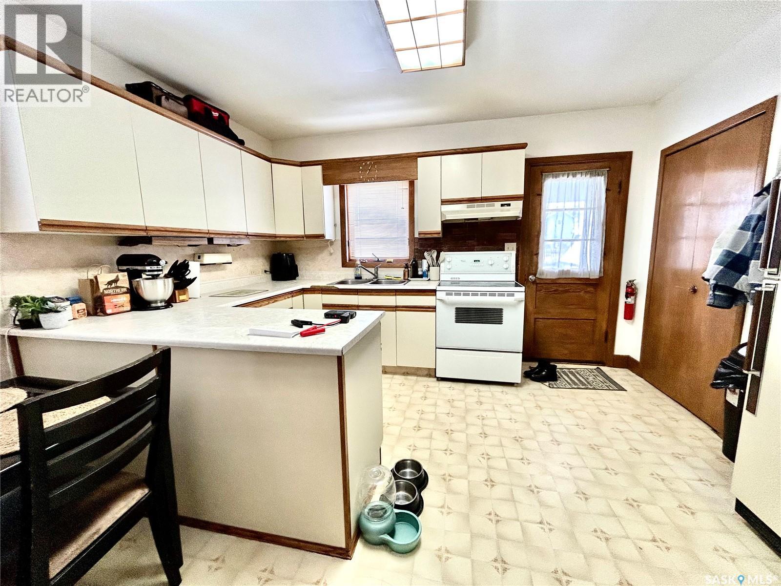 600 Maple Road W, Nipawin, Saskatchewan  S0E 1E0 - Photo 4 - SK027858