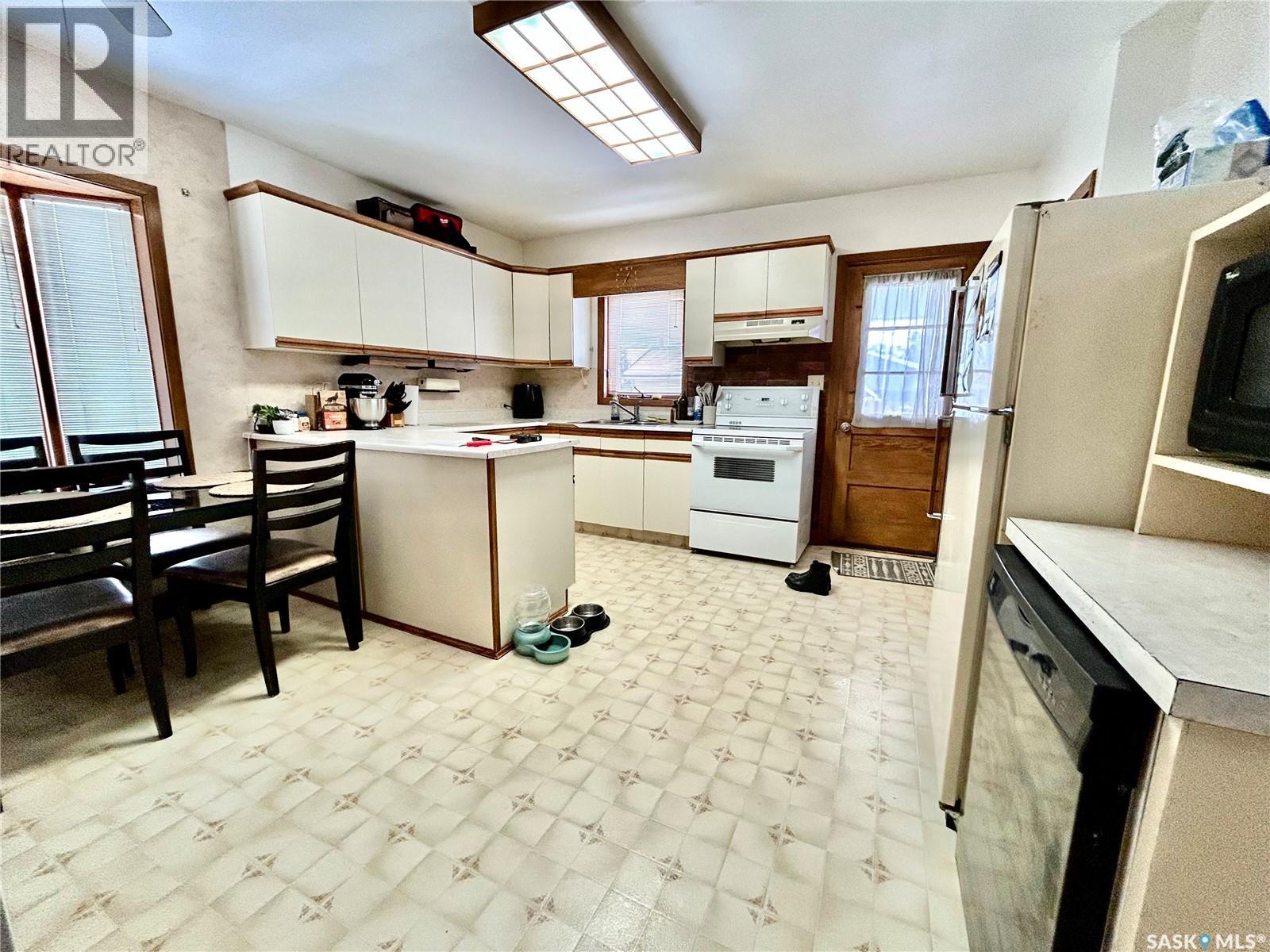 600 Maple Road W, Nipawin, Saskatchewan  S0E 1E0 - Photo 5 - SK027858