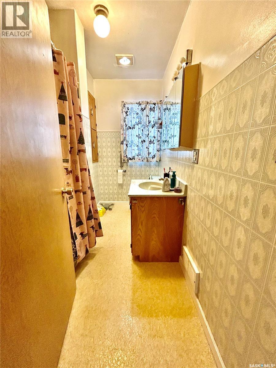 600 Maple Road W, Nipawin, Saskatchewan  S0E 1E0 - Photo 9 - SK027858