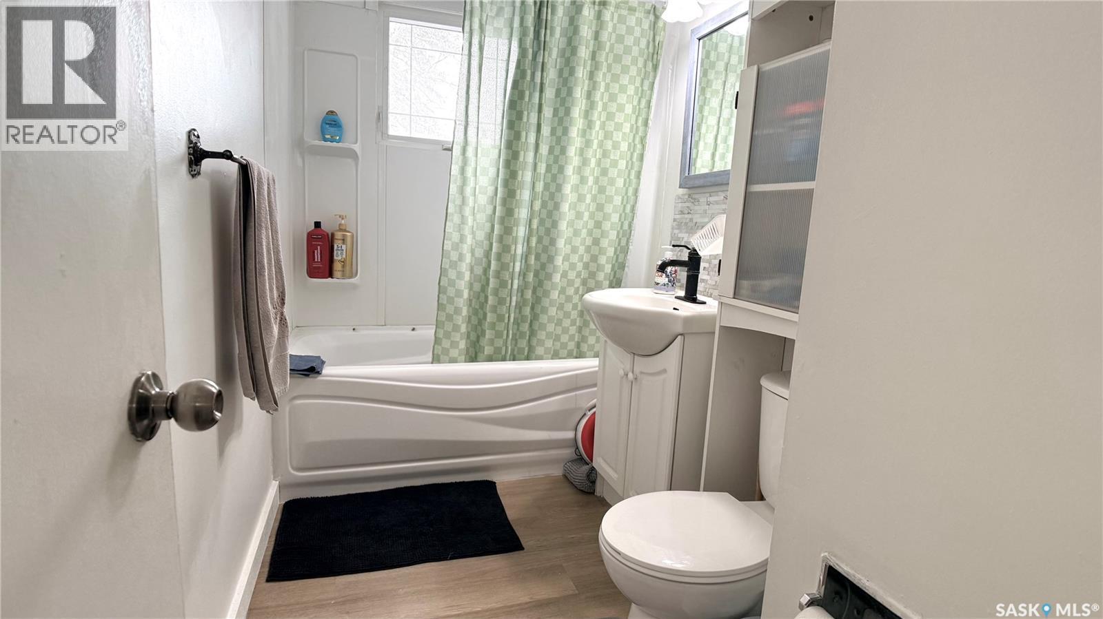 1413 Nicholson Road, Estevan, Saskatchewan  S4A 1T6 - Photo 21 - SK027857