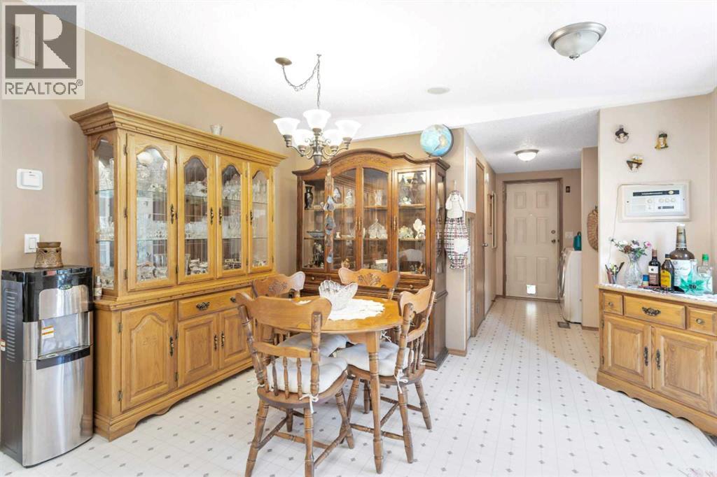 220, 5241 Township Road 325a, Rural Mountain View County, Alberta  T0M 1X0 - Photo 18 - A2260142