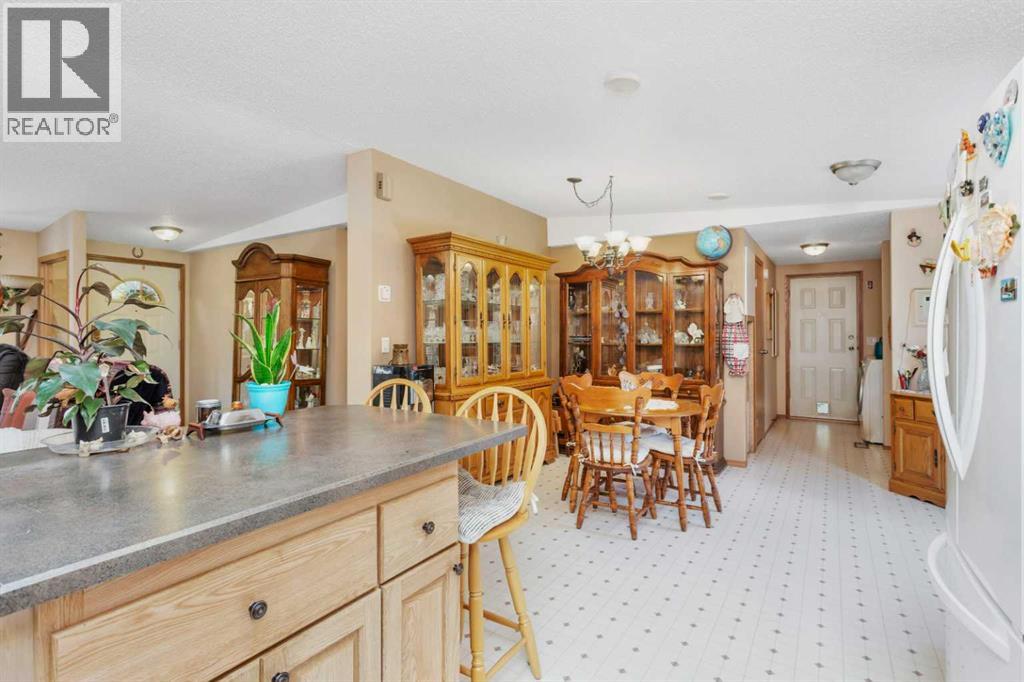 220, 5241 Township Road 325a, Rural Mountain View County, Alberta  T0M 1X0 - Photo 15 - A2260142